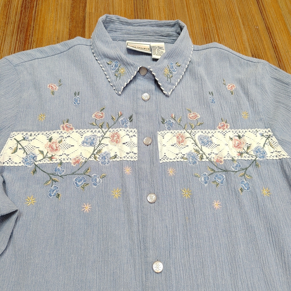 Vintage Napa Valley Chambray Embroidered Floral Size XL Cottagecore Twee